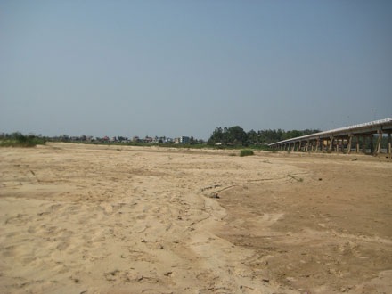 Sông Trà Khúc hóa “sa mạc” - 3 Sông Trà Khúc hóa “sa mạc” - 3