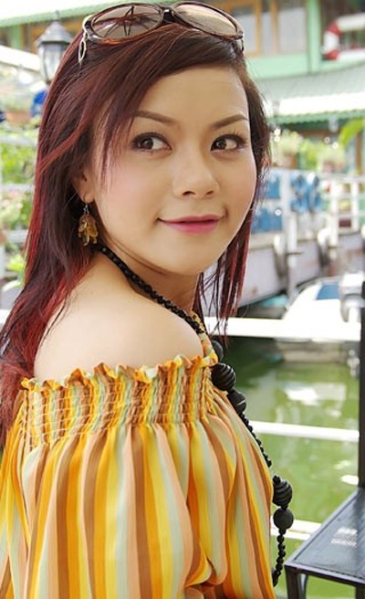 Hải Yến Idol: “Tôi thích những người đàn ông lớn tuổi” - 2 Hải Yến Idol: “Tôi thích những người đàn ông lớn tuổi” - 2