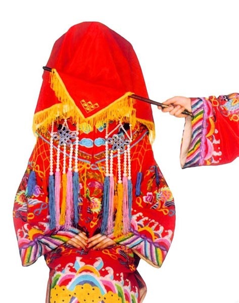 Cô dâu phương Đông trong trang phục cưới truyền thống - 12