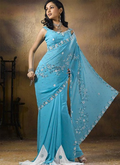 Cô dâu phương Đông trong trang phục cưới truyền thống - 2