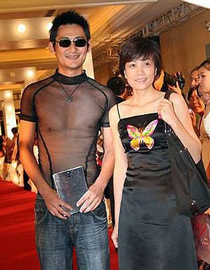 Những trang phục "quái gở" - 4
