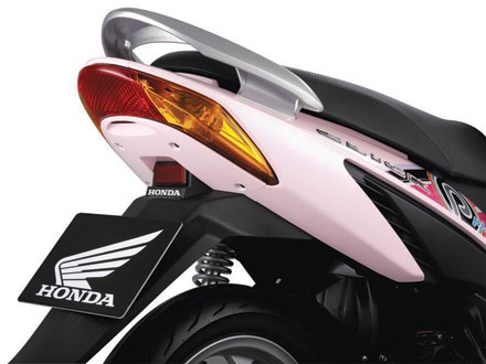Honda Việt Nam ra mắt Click phiên bản mới - 3 Honda Việt Nam ra mắt Click phiên bản mới - 3