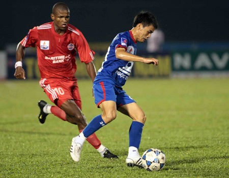 B. Bình Dương tiếp tục gây thất vọng - 2 B. Bình Dương tiếp tục gây thất vọng - 2