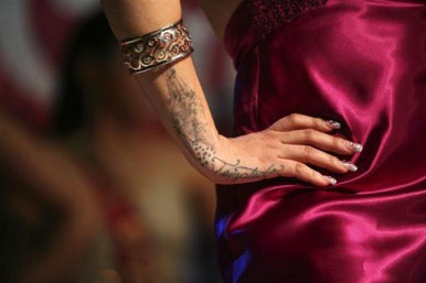 Những “hoa hậu” sau song sắt - 16