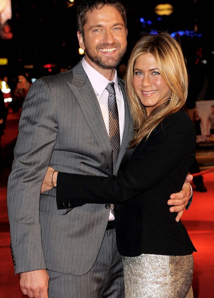 Jennifer Aniston “thân mật” với bạn diễn trên thảm đỏ - 4 Jennifer Aniston “thân mật” với bạn diễn trên thảm đỏ - 4