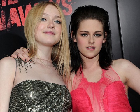 Hai kiều nữ xinh đẹp sánh vai dự công chiếu phim - 5