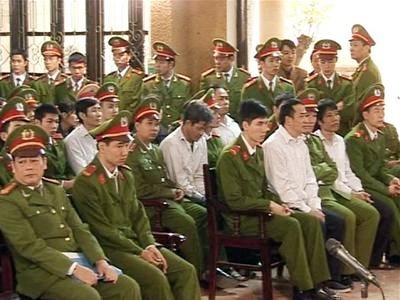 Xét xử vụ án ma túy lớn nhất tỉnh  - 1