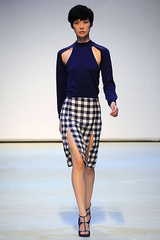 BST xuân hè 2010 của Christopher Kane  - 22