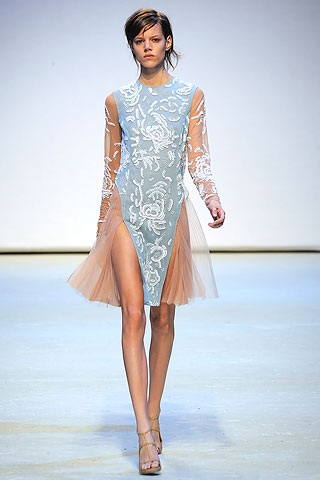 BST xuân hè 2010 của Christopher Kane  - 20