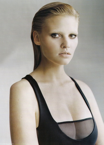 Lara Stone: Khêu gợi trên Vogue - 7 Lara Stone: Khêu gợi trên Vogue - 7