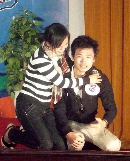 “Sắc xuân” của sinh viên Kinh tế - 1