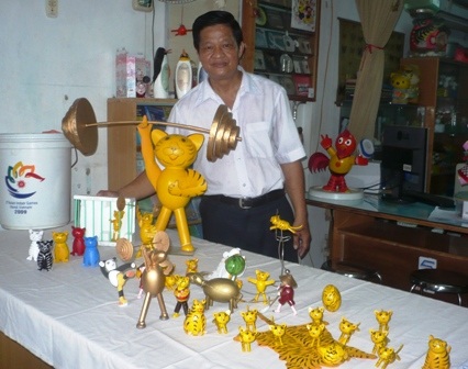 Ông giáo Tâm “chơi”… vỏ trứng - 1