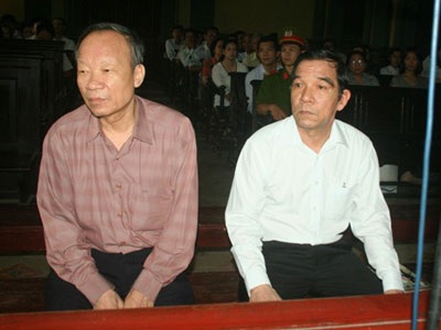“Thầy trò” Huỳnh Ngọc Sĩ bị đề nghị 5 - 7 năm tù - 1 “Thầy trò” Huỳnh Ngọc Sĩ bị đề nghị 5 - 7 năm tù - 1