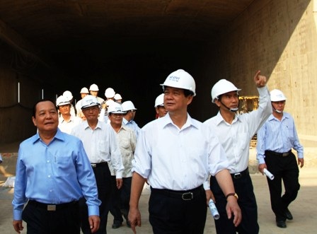 Thủ tướng thăm hầm dìm Thủ Thiêm - 1 Thủ tướng thăm hầm dìm Thủ Thiêm - 1