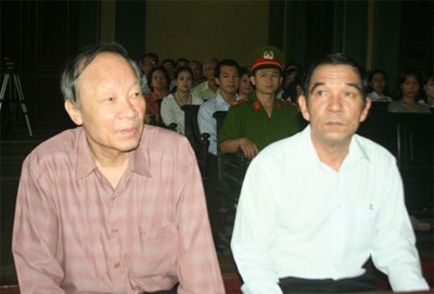 Tăng hình phạt tù đối với 2 bị cáo vụ PCI - 1