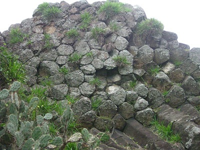 Những kiệt tác kỳ lạ ở ghềnh Đá Đĩa - 7