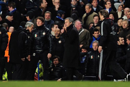 Hạ gục Chelsea ngay tại Stamford Bridge, Inter vào tứ kết - 4 Hạ gục Chelsea ngay tại Stamford Bridge, Inter vào tứ kết - 4