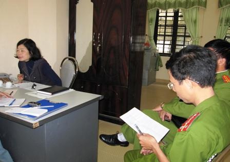 Kịp thời ngăn cản vụ hỗn chiến của 10 học sinh - 1