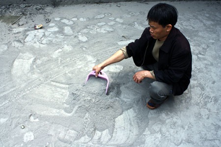 Bụi xi-măng “hành” khu dân cư - 2 Bụi xi-măng “hành” khu dân cư - 2