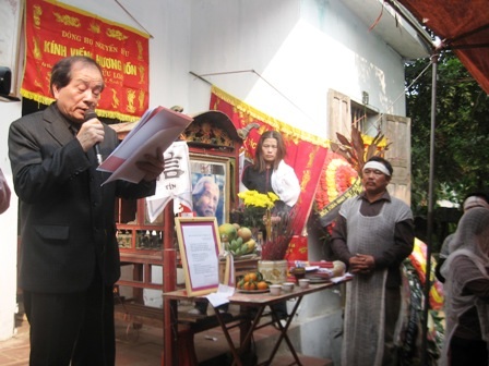 Nghẹn ngào phút tiễn đưa một hồn thơ  - 1