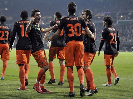 Valencia vượt ải Bremen sau bữa tiệc 8 bàn thắng - 3 Valencia vượt ải Bremen sau bữa tiệc 8 bàn thắng - 3