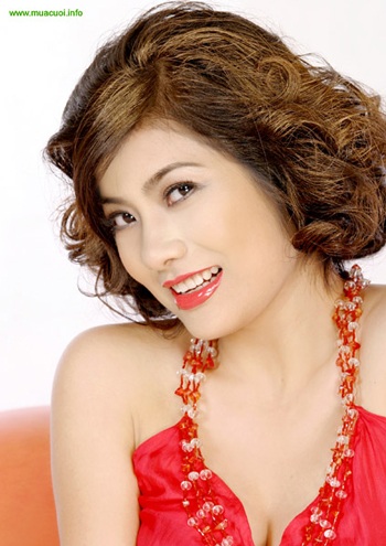 Đàm Hằng xinh đẹp đã làm mẹ - 5