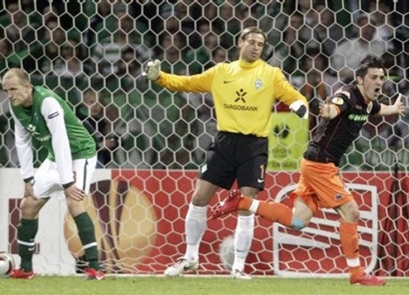 Valencia vượt ải Bremen sau bữa tiệc 8 bàn thắng - 1 Valencia vượt ải Bremen sau bữa tiệc 8 bàn thắng - 1