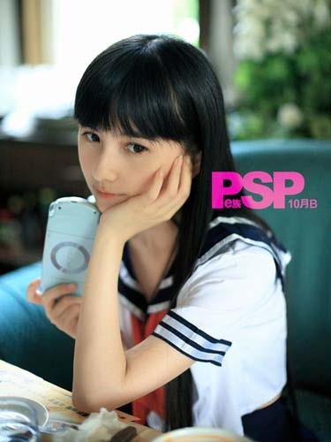 Ngắm nữ họa sĩ truyện tranh đẹp hơn cả... truyện tranh  - 5