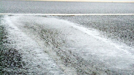 Nứt mặt cầu Thăng Long sau 3 tháng thông xe - 3