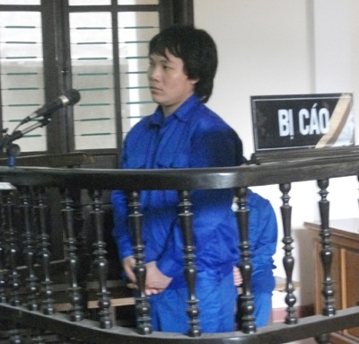 “Đổi” 200.000 đồng lấy... 15 năm tù - 2