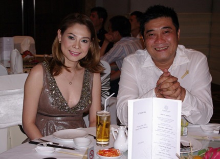 “Sao” dự tiệc cưới Đức Tiến và hoa hậu Bình Phương - 16