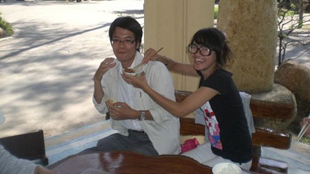 Thầy giáo trẻ hát rap giảng Vật lý náo động cư dân mạng - 1