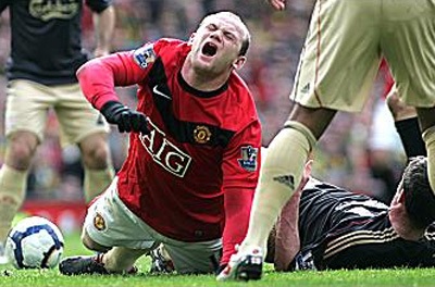 Rooney chấn thương, MU đối mặt với thảm họa - 1