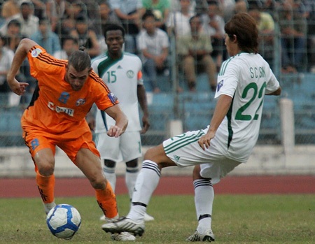 SHB Đà Nẵng dễ dàng đè bẹp Tai Po - 2 SHB Đà Nẵng dễ dàng đè bẹp Tai Po - 2