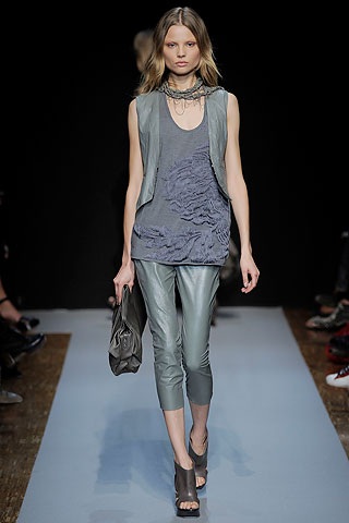 BST xuân hè 2010 của Costume National - 24 BST xuân hè 2010 của Costume National - 24