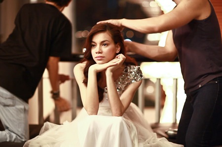 Hồ Ngọc Hà duyên dáng trong clip Hạnh phúc bất tận - 11