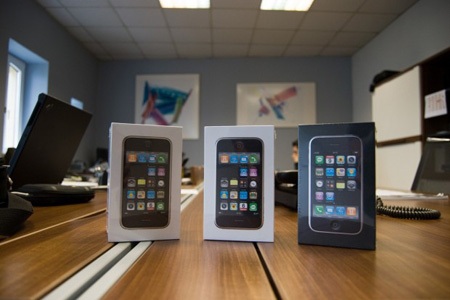 Sở hữu iPhone: Thuê bao bình dân vỡ mộng - 1 Sở hữu iPhone: Thuê bao bình dân vỡ mộng - 1