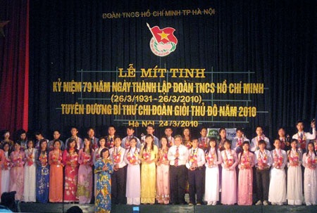 Hà Nội: Tuyên dương 150 Bí thư chi đoàn giỏi - 1 Hà Nội: Tuyên dương 150 Bí thư chi đoàn giỏi - 1