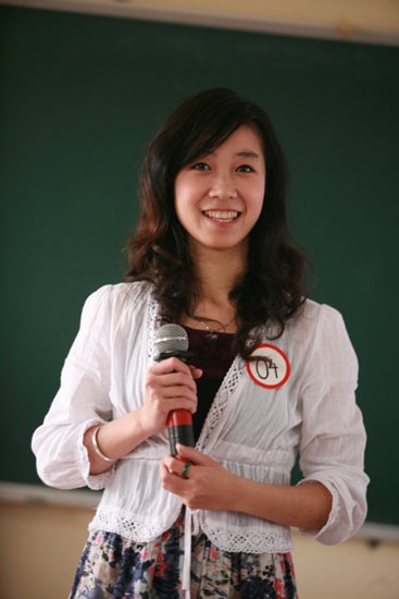 Ấn tượng 10 nữ sinh báo chí tài sắc - 7