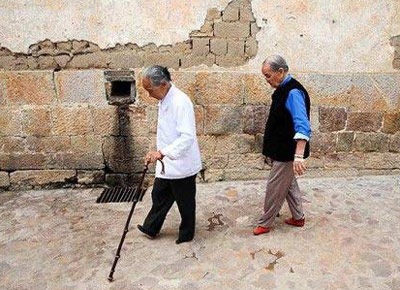Người phụ nữ có bàn chân nhỏ nhất thế giới - 5 Người phụ nữ có bàn chân nhỏ nhất thế giới - 5