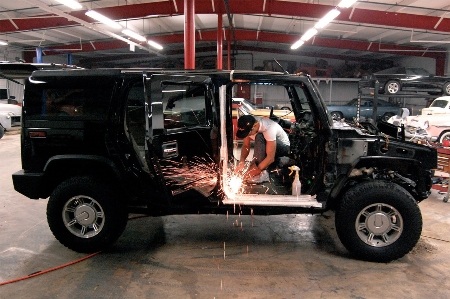 Biến Hummer thành xe ngựa kéo - 3 Biến Hummer thành xe ngựa kéo - 3