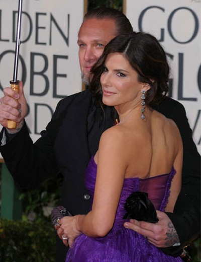 Chồng Sandra Bullock liên tục bị tố “ăn chả” - 2 Chồng Sandra Bullock liên tục bị tố “ăn chả” - 2