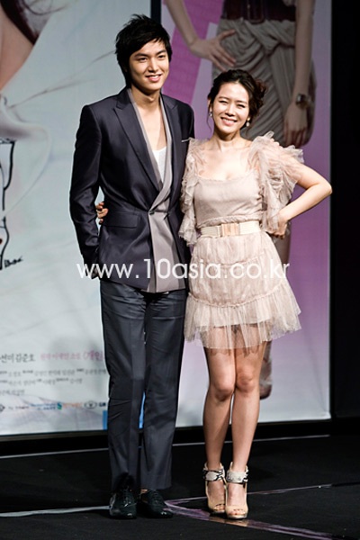 Son Ye Jin đẹp đôi bên Lee Min Ho - 4