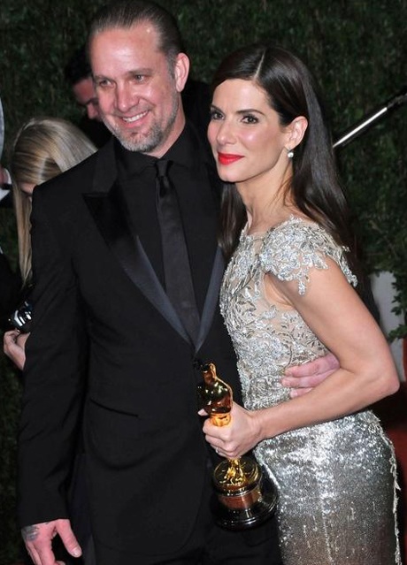 “Chồng Sandra Bullock chuyên “mồi chài” phụ nữ” - 2