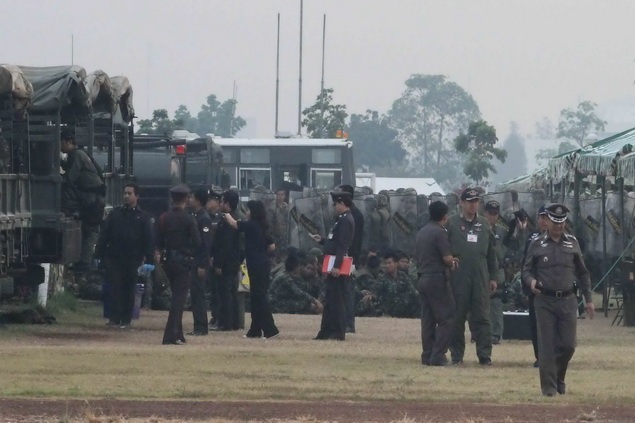 Thái Lan: Đàm phán giữ Thủ tướng và "áo đỏ" thất bại - 2 Thái Lan: Đàm phán giữ Thủ tướng và "áo đỏ" thất bại - 2