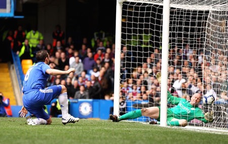 Lampard rực sáng, Chelsea “hủy diệt” Aston Villa - 2 Lampard rực sáng, Chelsea “hủy diệt” Aston Villa - 2