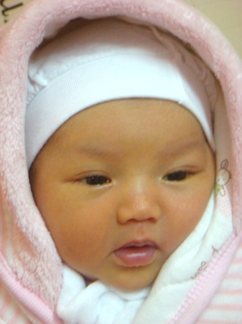 Ngắm công chúa đáng yêu của diễn viên Đàm Hằng - 1