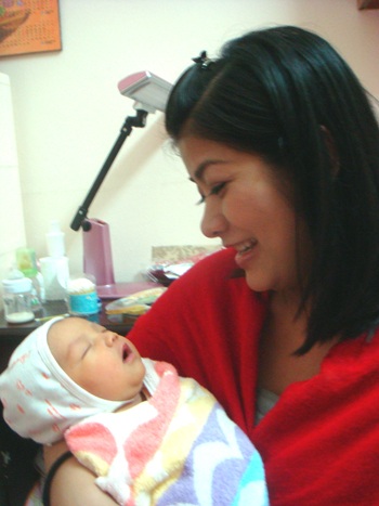 Ngắm công chúa đáng yêu của diễn viên Đàm Hằng - 3