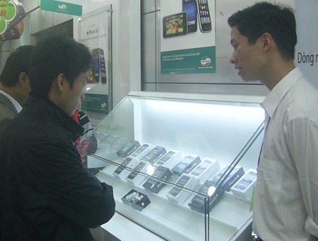 Lượng iPhone bán ra không như nhà mạng mong đợi - 1 Lượng iPhone bán ra không như nhà mạng mong đợi - 1