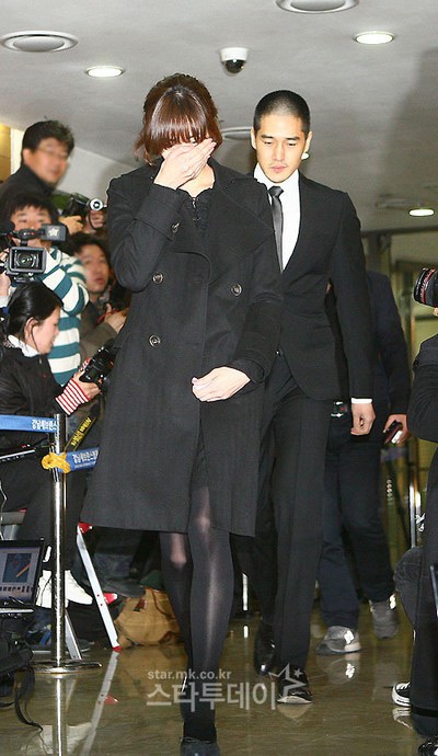 Bạn bè tới tiễn đưa em trai của Choi Ji Shil - 3